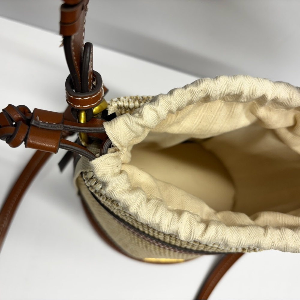 ✨House of Harlow 1960 Bucket Bag - Picture 10 of 16